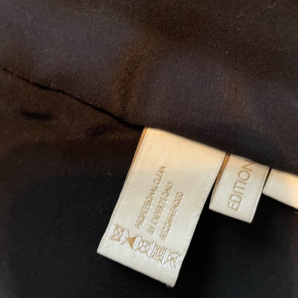 Salvatore Ferragamo Création Gold label leather jacket size 4/6 never worn. - Picture 7 of 15